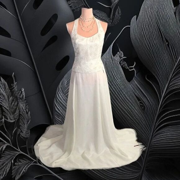 Fleur de lis VTG Ivory Beaded 2 Piece Halter Wedding Dress NWT *Fits Like Med - Picture 1 of 17